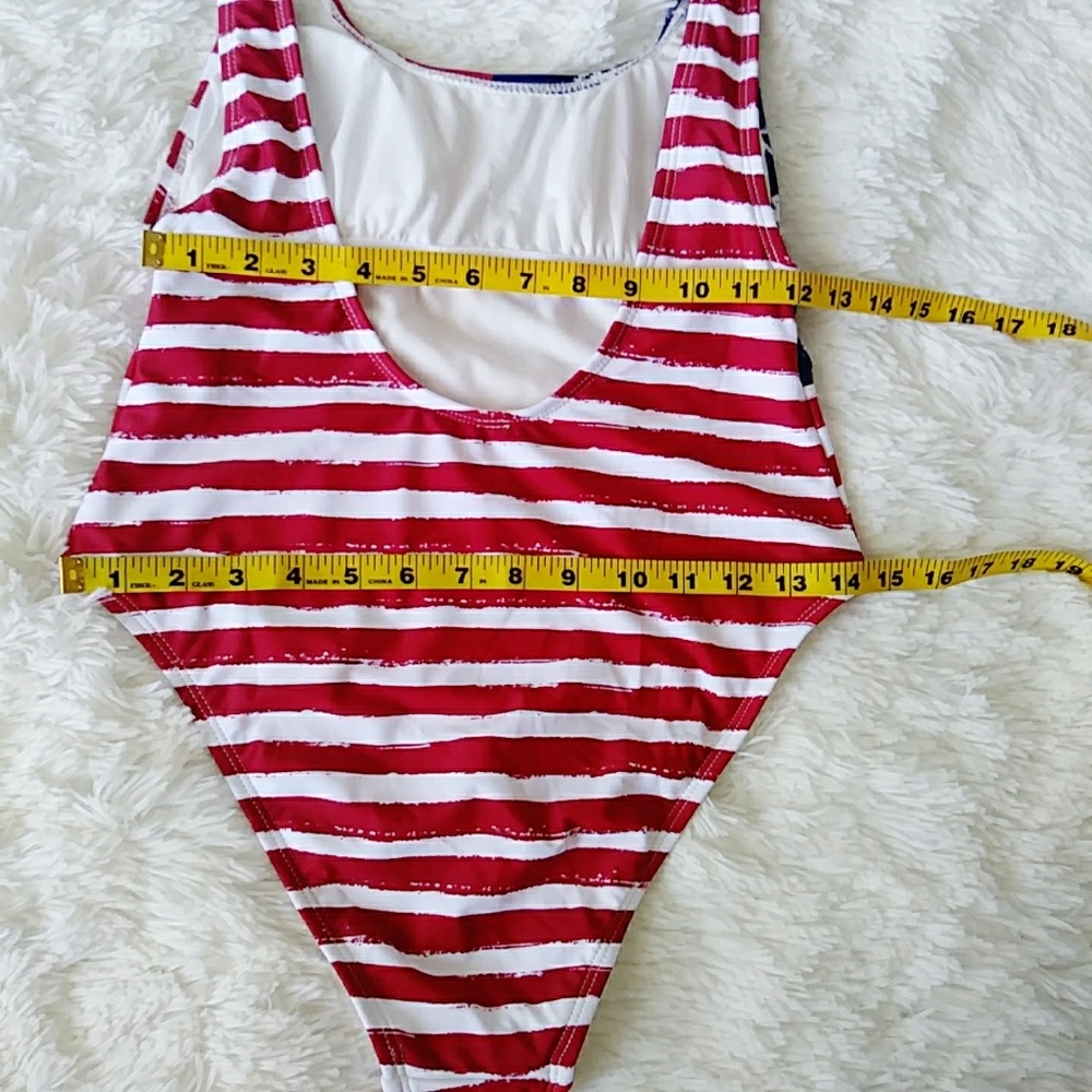 SOLD NWOT PATRIOTIC SWIMSUIT SIZE M XHILARATION - Picture 5 of 8